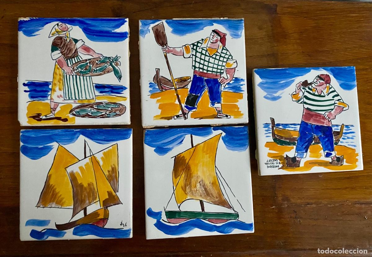 Antig&uuml;edades: Antoni Roca Maristany, conjunto de azulejos, pescadores, barcos y marineros, firmado. 15x15cm
