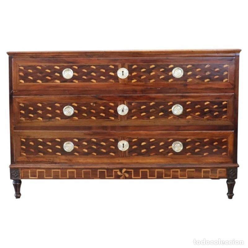 Antig&uuml;edades: Elegante C&oacute;modas Antigua De Nogal Incrustado, Restaurada, Italia Siglo XVIII