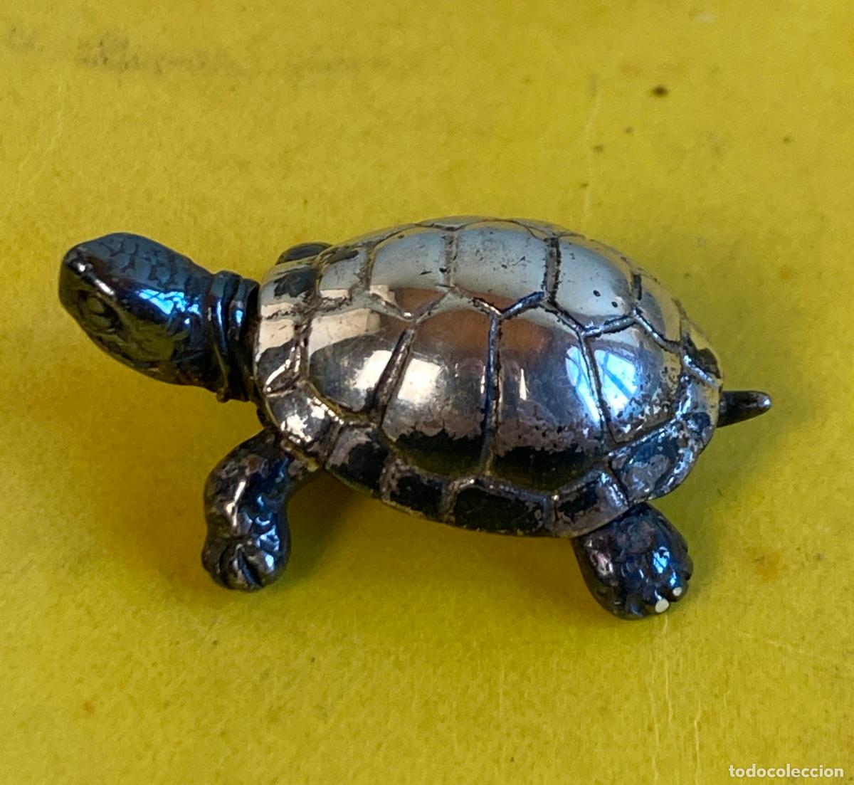 Antig&uuml;edades: PEQUE&Ntilde;A TORTUGA EN PLATA, MARCA DE 925 - Foto 2
