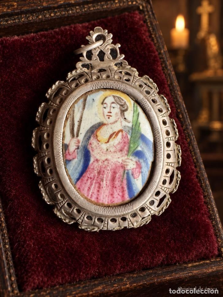Antig&uuml;edades: (ANT-260903)RELICARIO DE PLATA CON ESMALTES DE SANTA EULALIA(PATRONA DE BARCELONA) - SIGLO XVIII