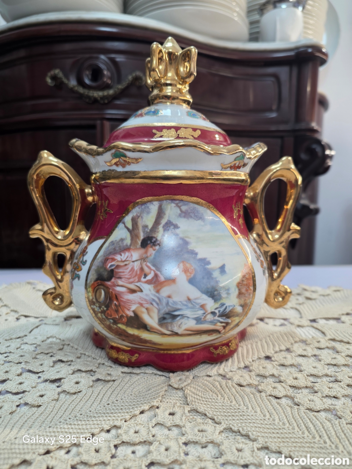Antig&uuml;edades: Bombonera estilo Lu&iacute;s XV