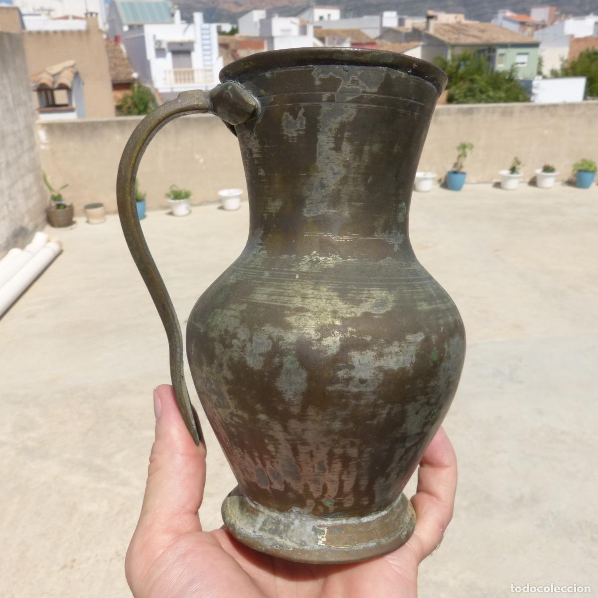 Antig&uuml;edades: Antigua Jarra de cobre con asa, 433gr, 16,5cm