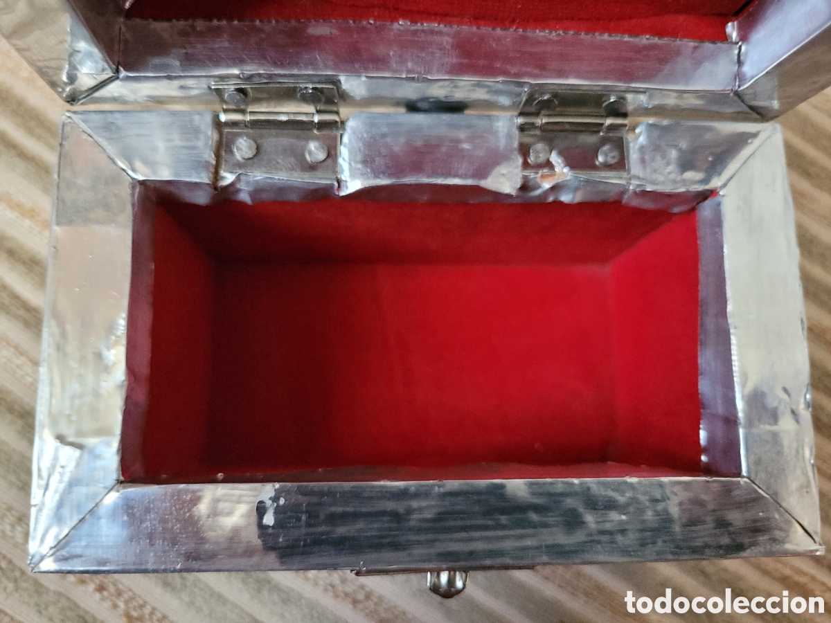 Antig&uuml;edades: CAJA de MADERA, FORRADA DE METAL - Foto 7