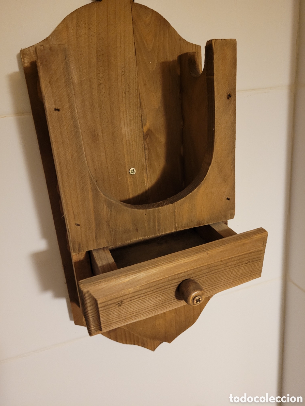 Antig&uuml;edades: ALMIREZ DE BRONCE CON EXPOSITOR DE MADERA - Foto 7