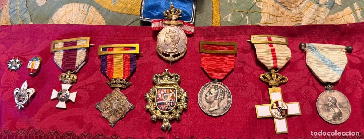 Antig&uuml;edades: LOTE DE MEDALLAS Y CONDECORACIONES CIVILES Y MILITARES. ESPA&Ntilde;A Y FRANCIA. CIRCA 1890-1921.