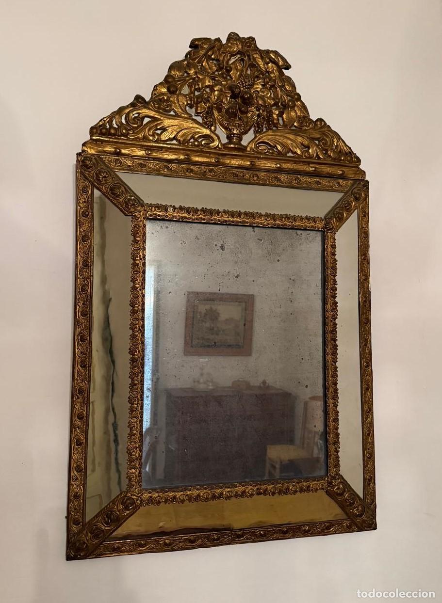 Antig&uuml;edades: ESPEJO DE PARED DE ESTILO NAPOLE&Oacute;N III. METAL DORADO Y VIDRIO DE MERCURIO. FRANCIA. XIX.