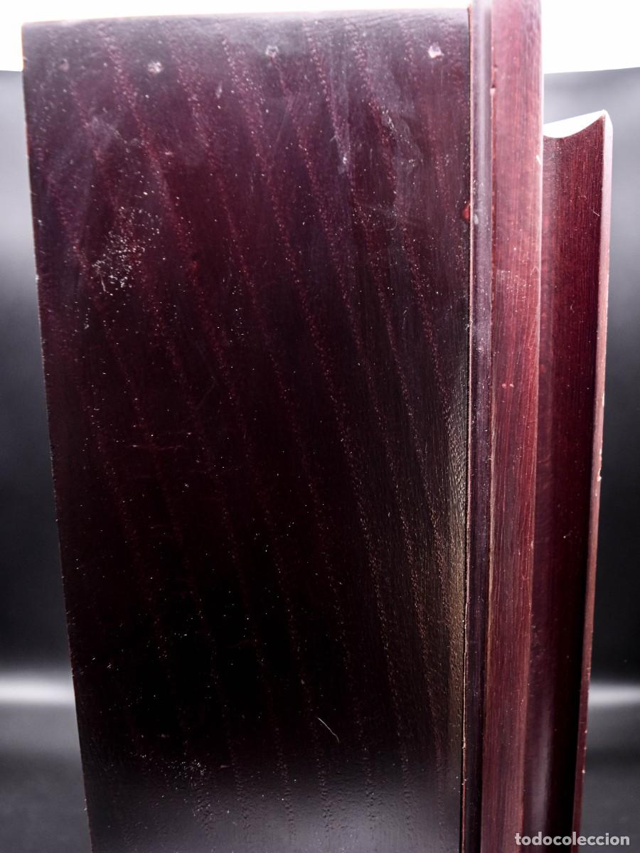 Antig&uuml;edades: Cubre caja de luces de madera y esmalte central - Foto 8