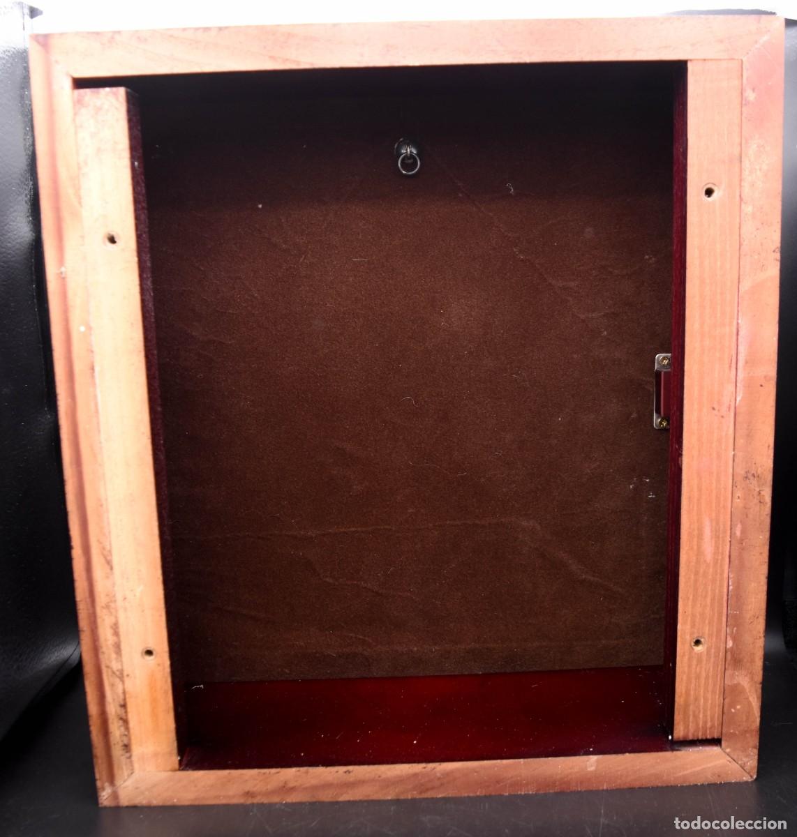 Antig&uuml;edades: Cubre caja de luces de madera y esmalte central - Foto 9