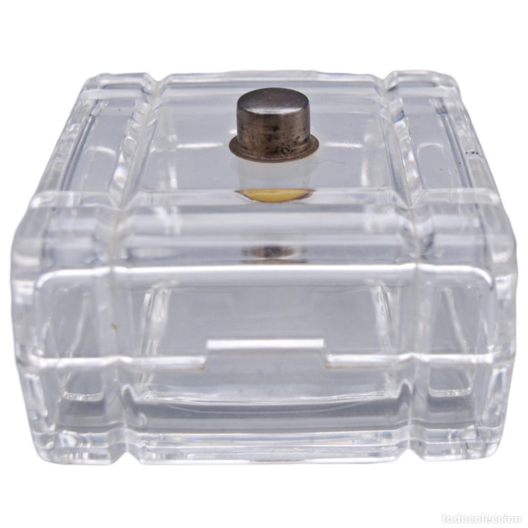 Antiques: Joyero de cristal y plata