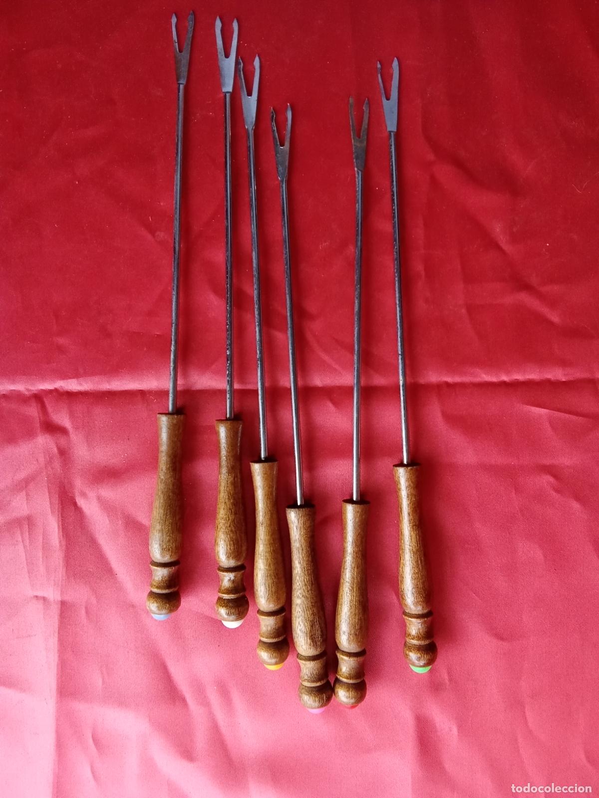 Antig&uuml;edades: Juego de 6 pinchos de cocina. C.Tenazas