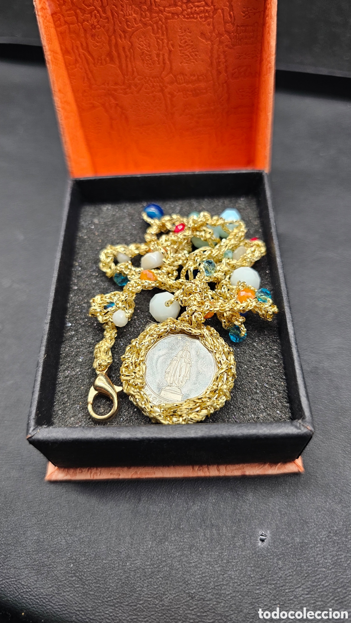 Antiques: Rosario &uacute;nico.... hecho a mano con medalla de la virgen Milagrosa de plata de ley