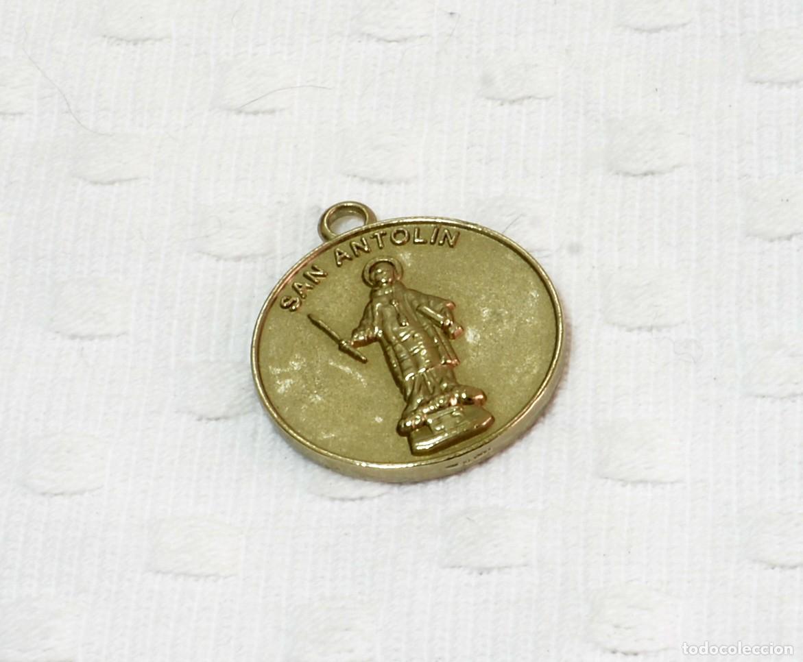 Antig&uuml;edades: MEDALLA - COLGANTE IMAGEN DE SAN ANTOL&Iacute;N, Metal, DIARIO PALENTINO