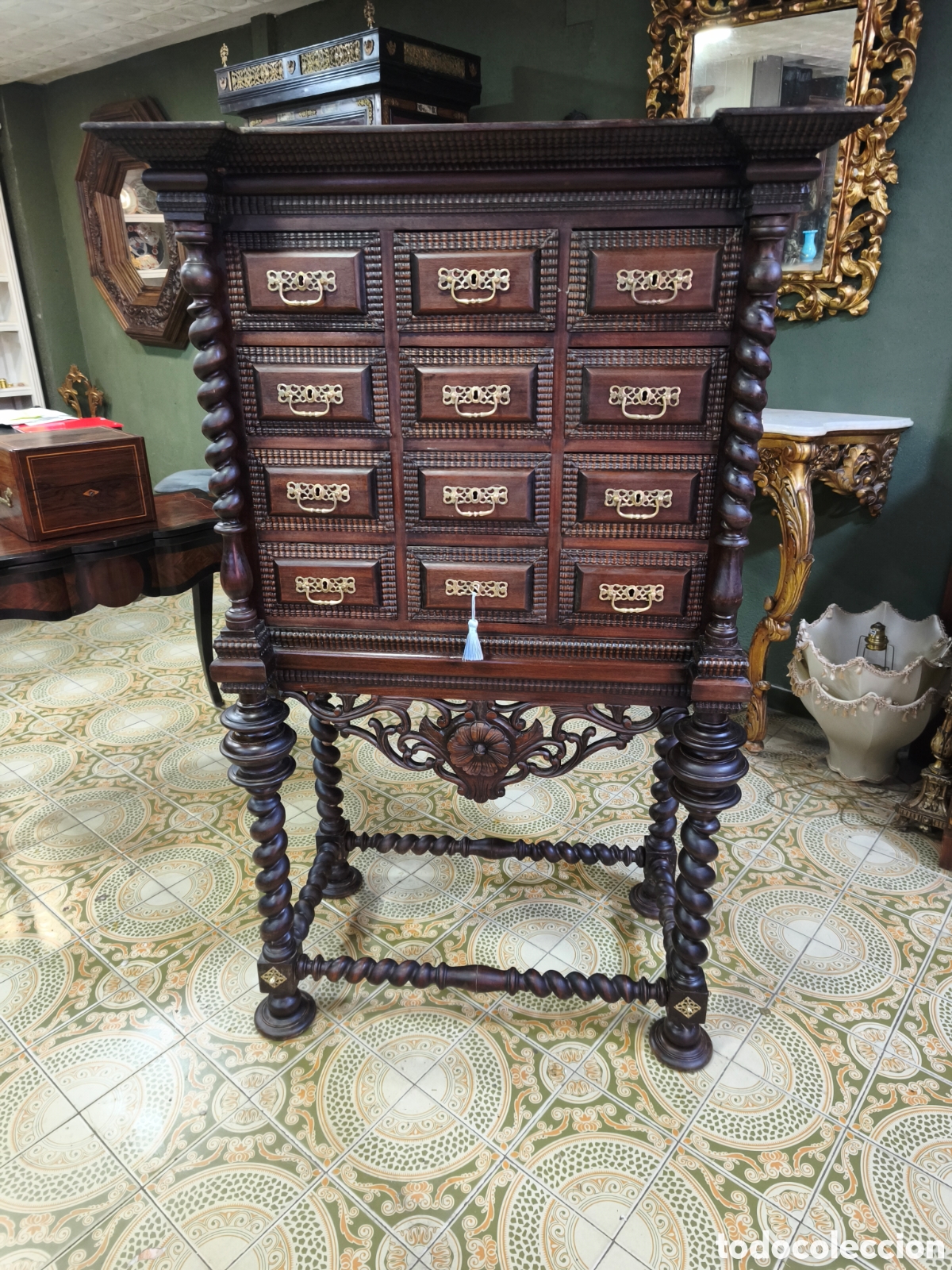 Oggetti Antichi: Mueble contador portugu&eacute;s de palosanto