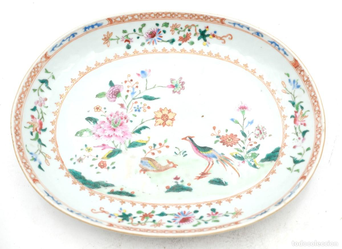 Antig&uuml;edades: Fuente ovalada de porcelana china de exportaci&oacute;n, dinast&iacute;a Qing, siglo XIX