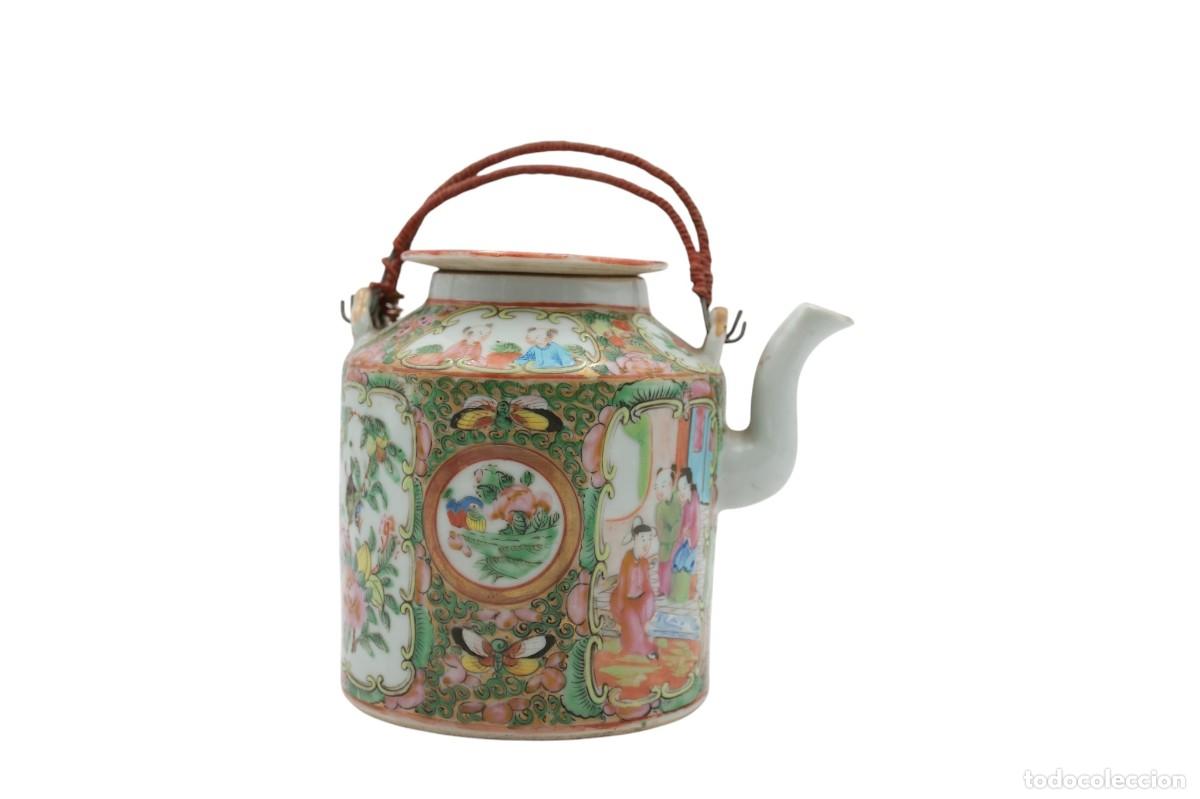 Antig&uuml;edades: Tetera de Porcelana China de Exportaci&oacute;n Famille Rose &ndash; Cant&oacute;n / Rose Medallion &ndash; Dinast&iacute;a Qing