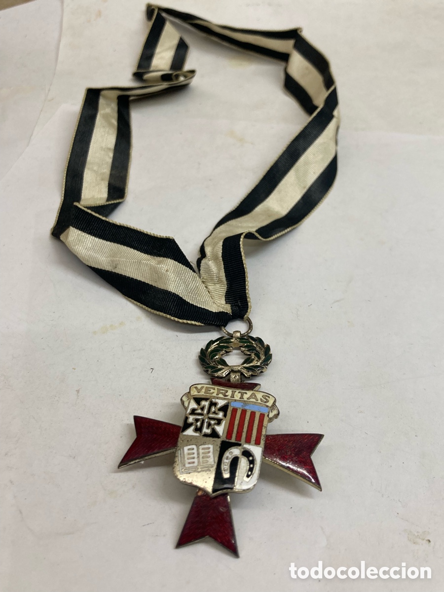 Antig&uuml;edades: Antigua medalla conmemorativa Cruz veritas esmaltada