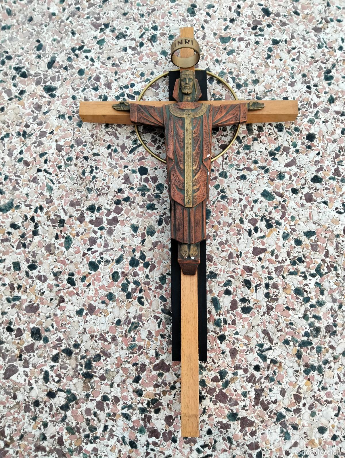 Antiquit&eacute;s: Jesucristo rey crucifijo antiguo Jes&uacute;s en la cruz estuco madera metal vintage dise&ntilde;o a&ntilde;os 70-80