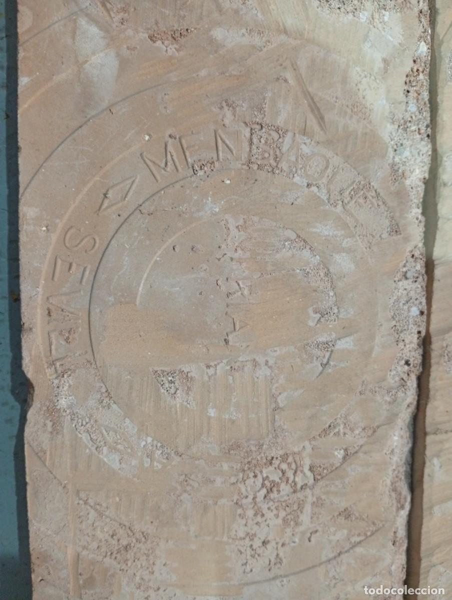 Antig&uuml;edades: Pareja de azulejos Mensaque - Foto 3