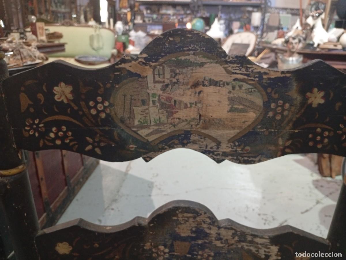 Antig&uuml;edades: Sof&aacute; de madera y asiento de enea hermosamente decorado. - Foto 10