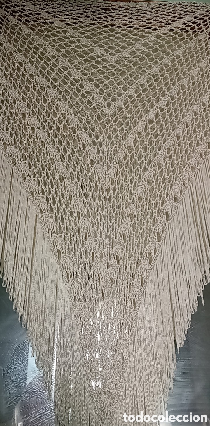 Antig&uuml;edades: Mant&oacute;n de Manila de Malla - Mantoncillo de Pico de Crochet - Hilo de Cuquillo Seda Artificial Ray&oacute;n