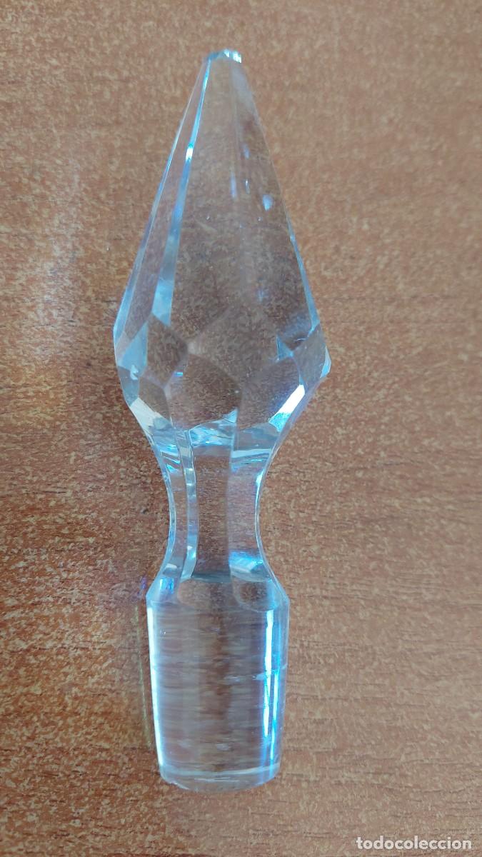 Antig&uuml;edades: Tap&oacute;n de cristal tallado