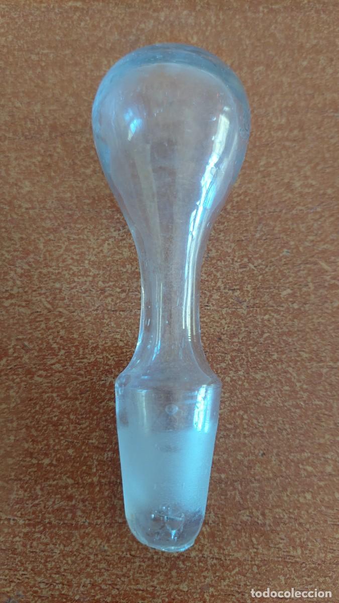 Antig&uuml;edades: Tap&oacute;n de cristal soplado