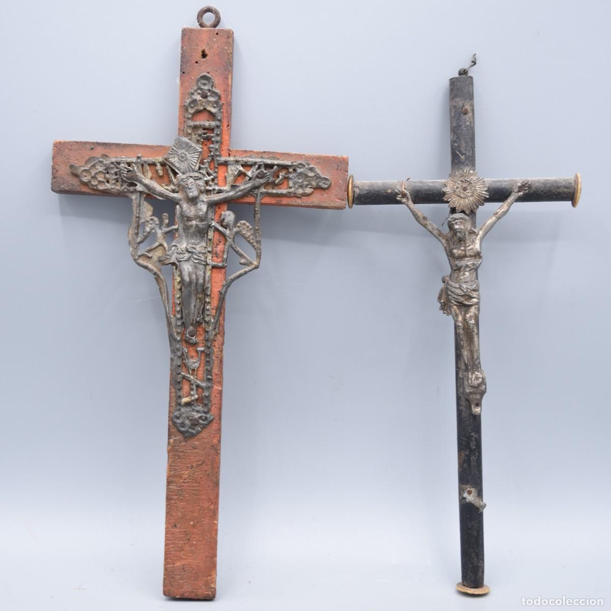 Antig&uuml;edades: Crucifijos antiguos de madera - Foto 5
