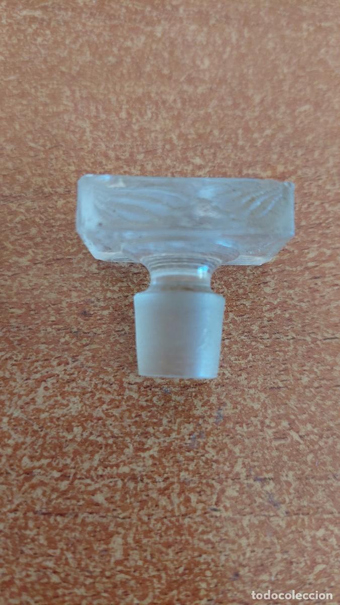 Antig&uuml;edades: Tap&oacute;n de cristal para frasco Perfume