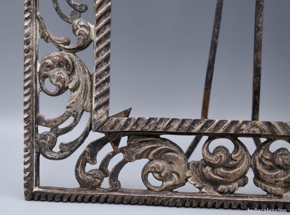 Antig&uuml;edades: Marco de bronce antiguo - Foto 9
