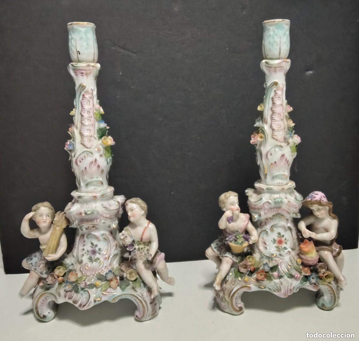 Antig&uuml;edades: Candeleros Meissen, serie aleg&oacute;rica Johann Joachim K&auml;ndler o Ernst Leuteritz. Altura 26 cm