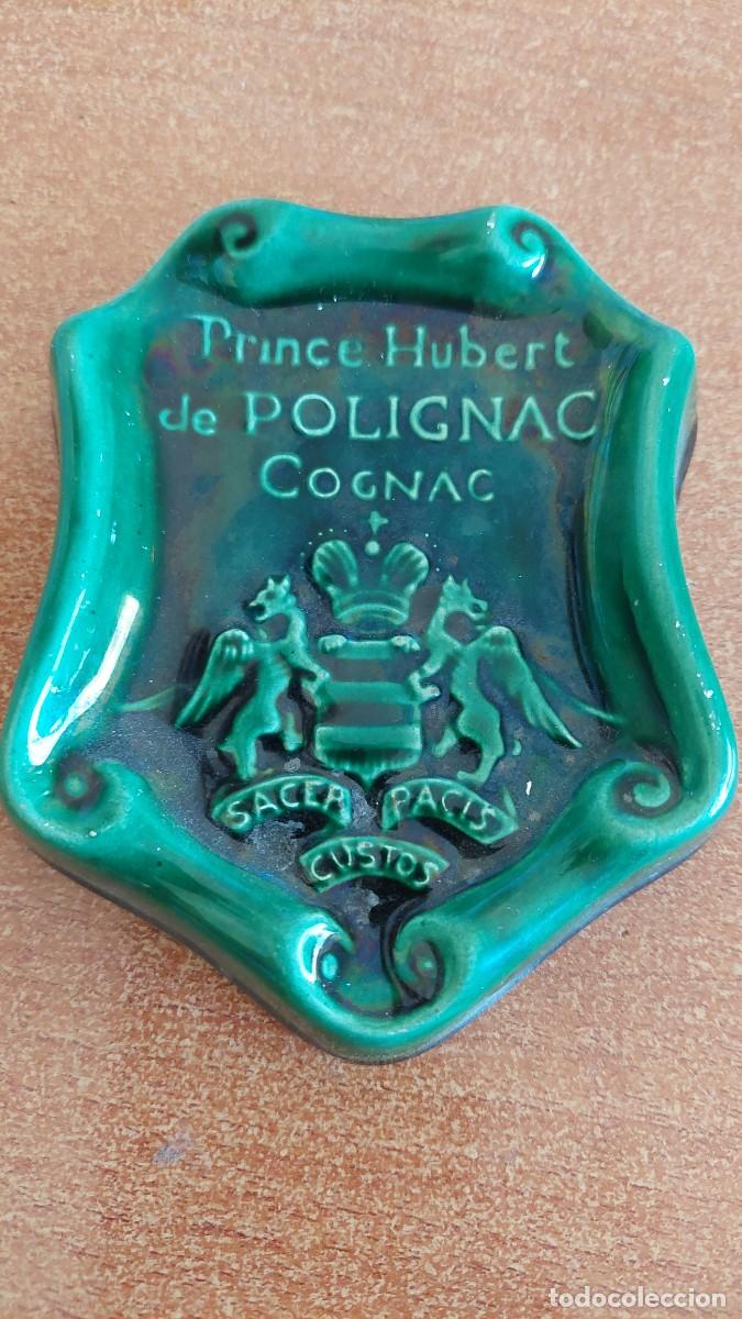 Antig&uuml;edades: Antiguo cenicero Prince Hubert de Polignac Cognac