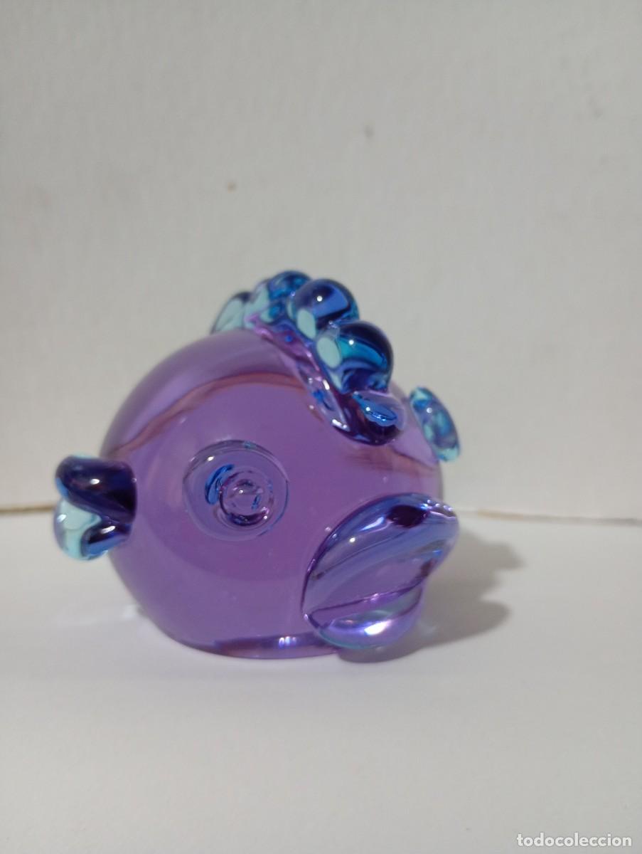 Antiquit&auml;ten: FIGURA DE PEZ DE CRISTAL, MORADO Y AZUL