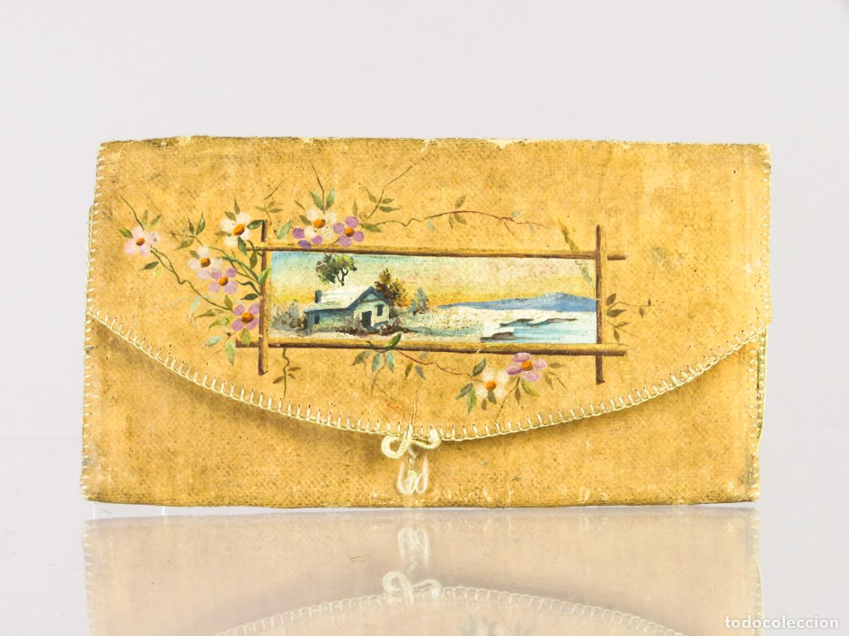 Antig&uuml;edades: Cartera tarjetero pintada paisaje interior seda Finales S XIX