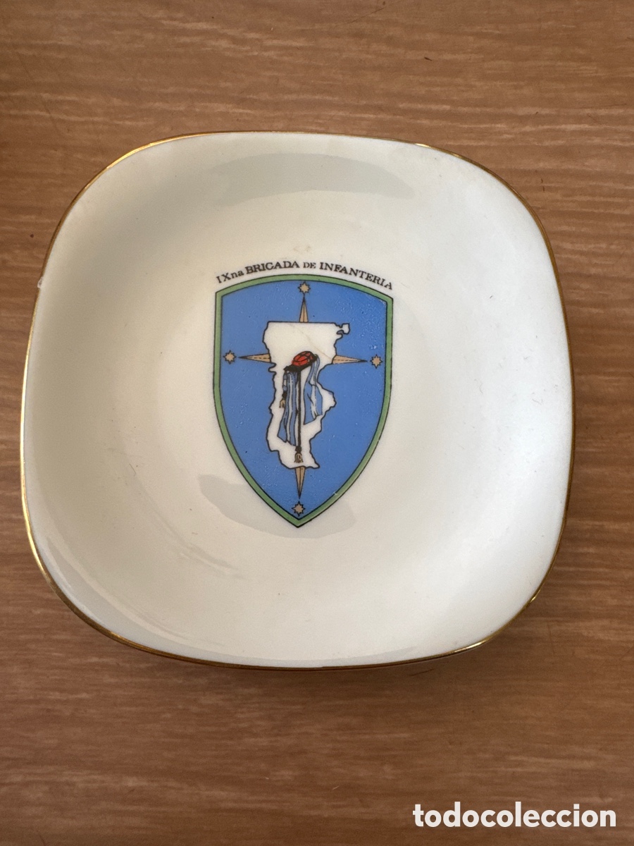Antig&uuml;edades: Plato Decorativo Militar&iacute;a 2
