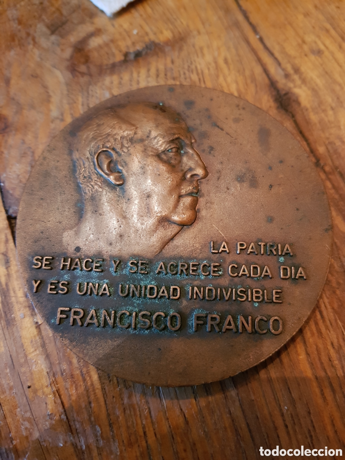 Antig&uuml;edades: ANTIGUA MEDALLA DE BRONCE DE FRANCO - Foto 2