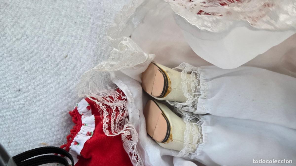 Antig&uuml;edades: mu&ntilde;eca coleccionable de porcelana - Foto 8