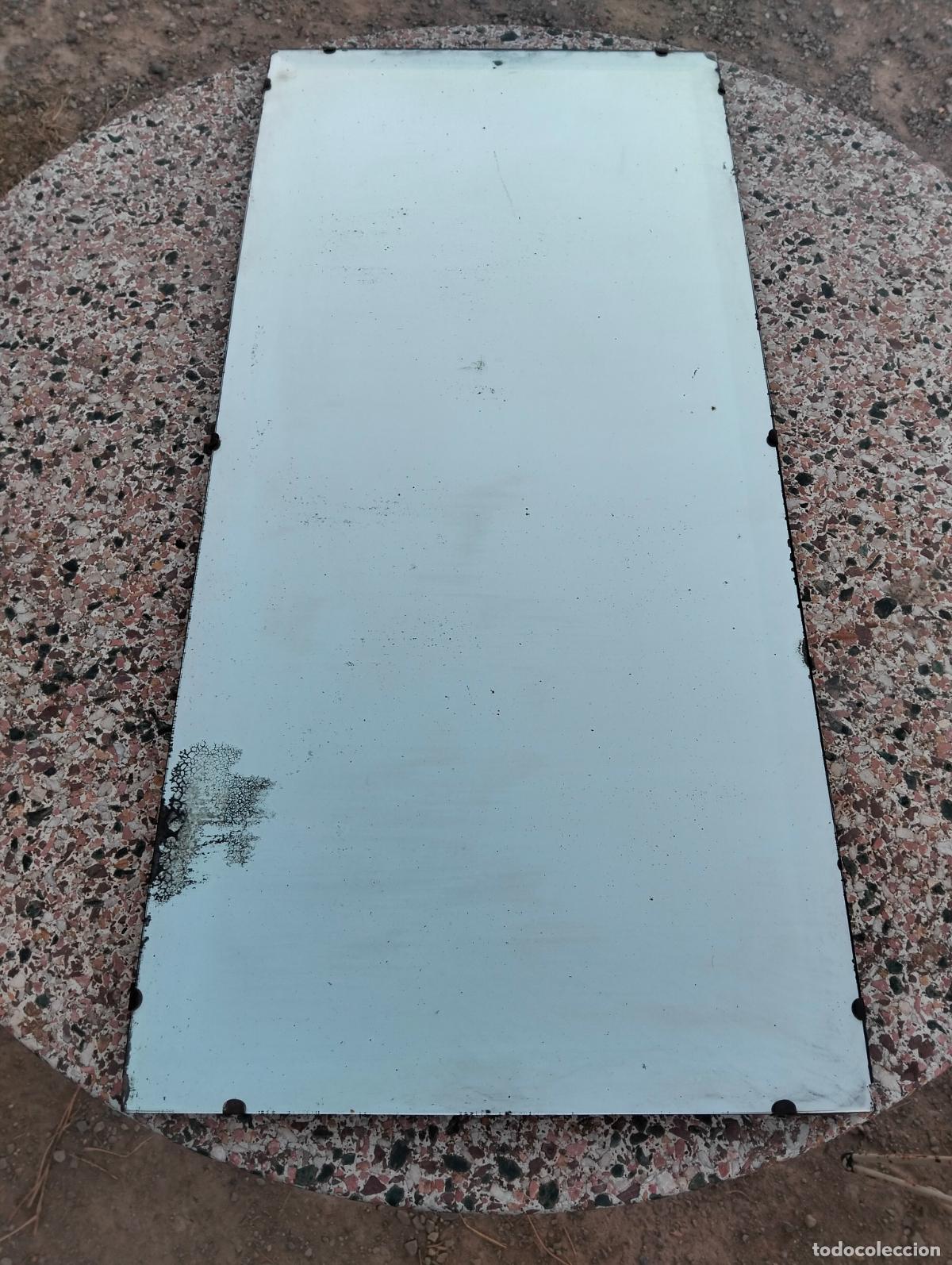 Antig&uuml;edades: Antiguo espejo de pared sin marco o borde biselado rectangular de barber&iacute;a o comercio a&ntilde;os 40-50