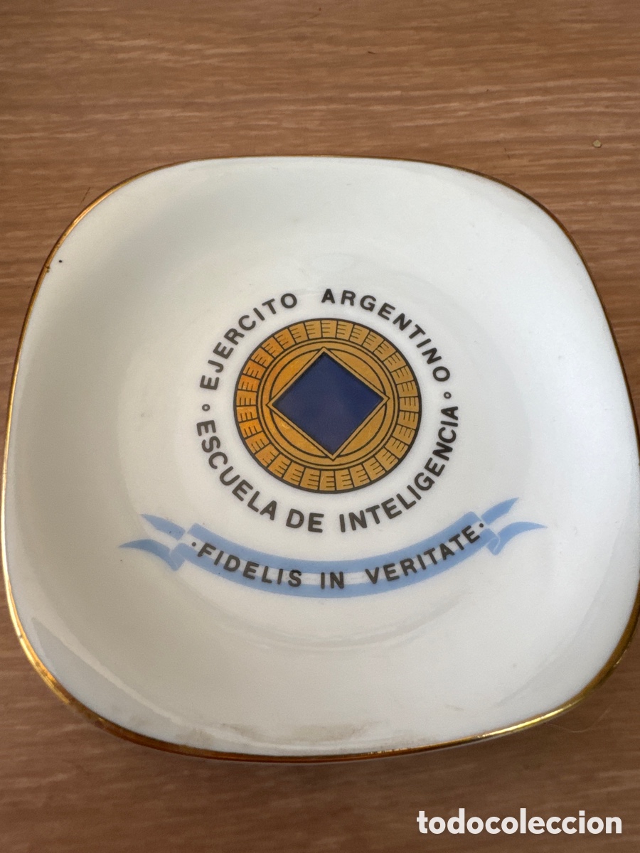 Antig&uuml;edades: Plato Decorativo militar&iacute;a 13
