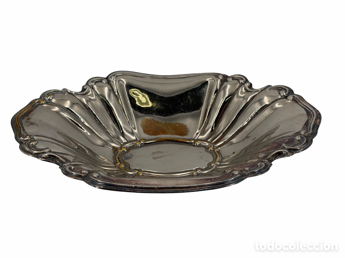 Antiquit&auml;ten: Bandeja Plateada de Dise&ntilde;o
