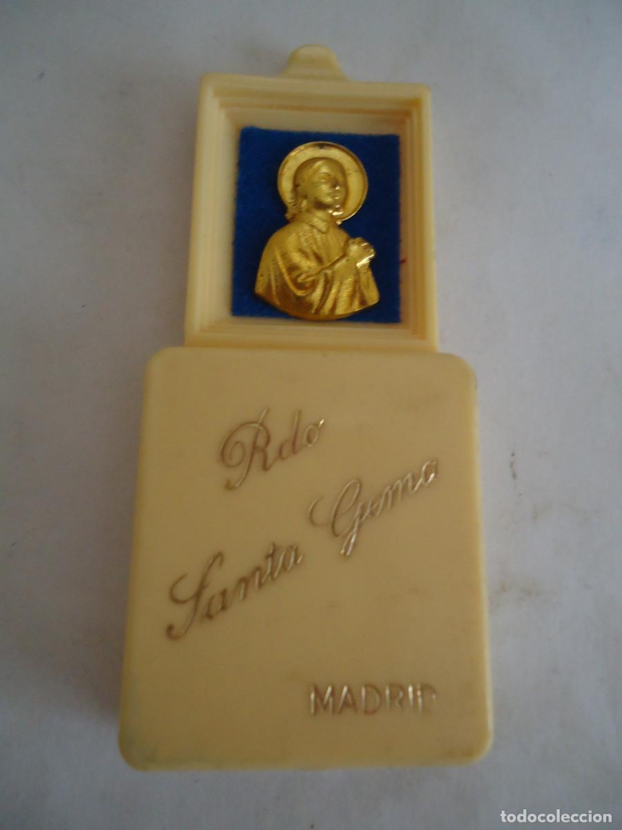 Antiquit&auml;ten: MEDALLA RECUERDO DE SANTA GEMA MADRID. -- 25