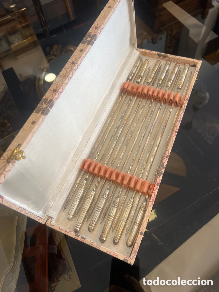 Antig&uuml;edades: BROCHETAS CON ESTUCHE PARA BARBACOA - Foto 2