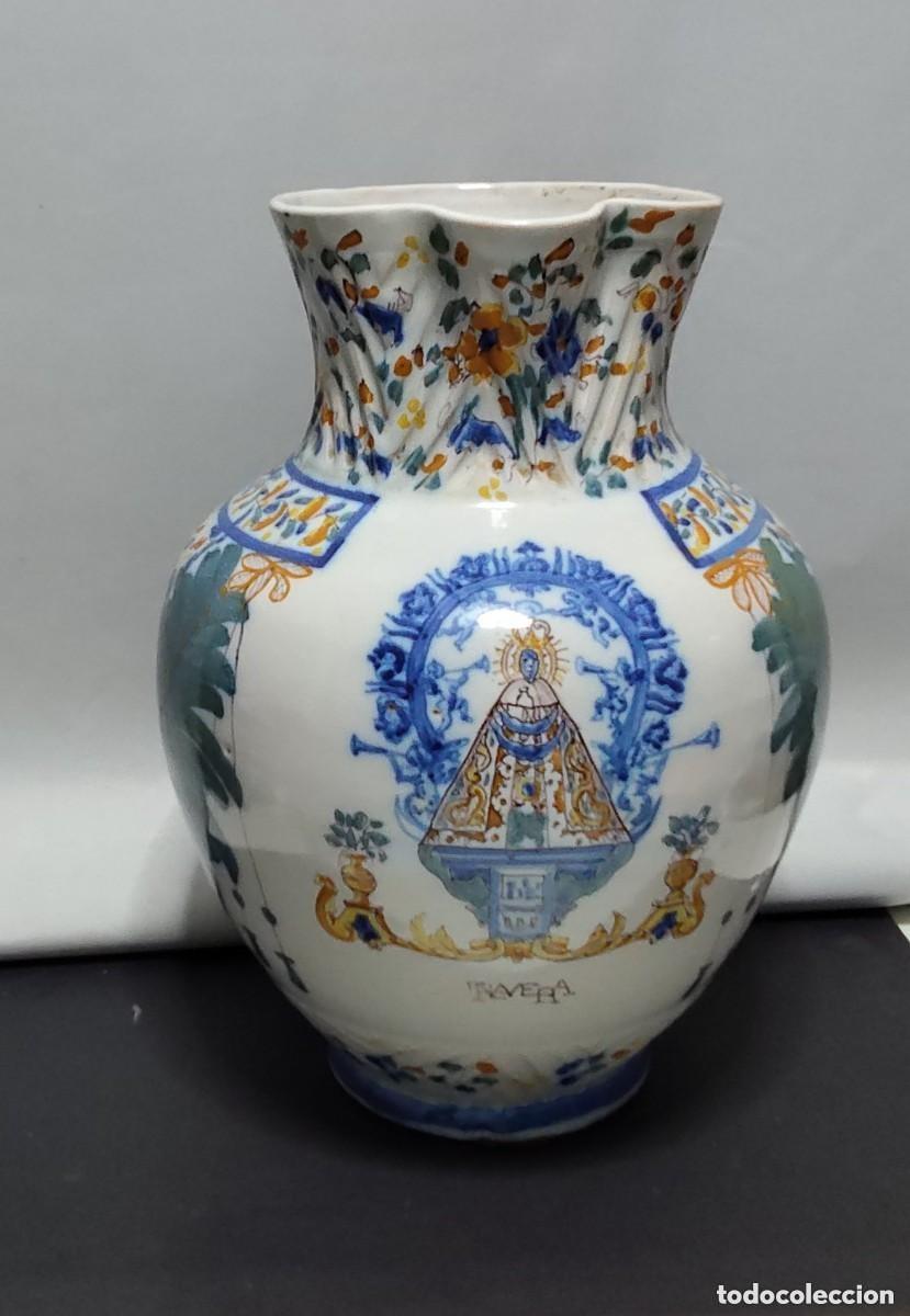 Antiguidades: Jarra de cer&aacute;mica de Talavera de la Reina