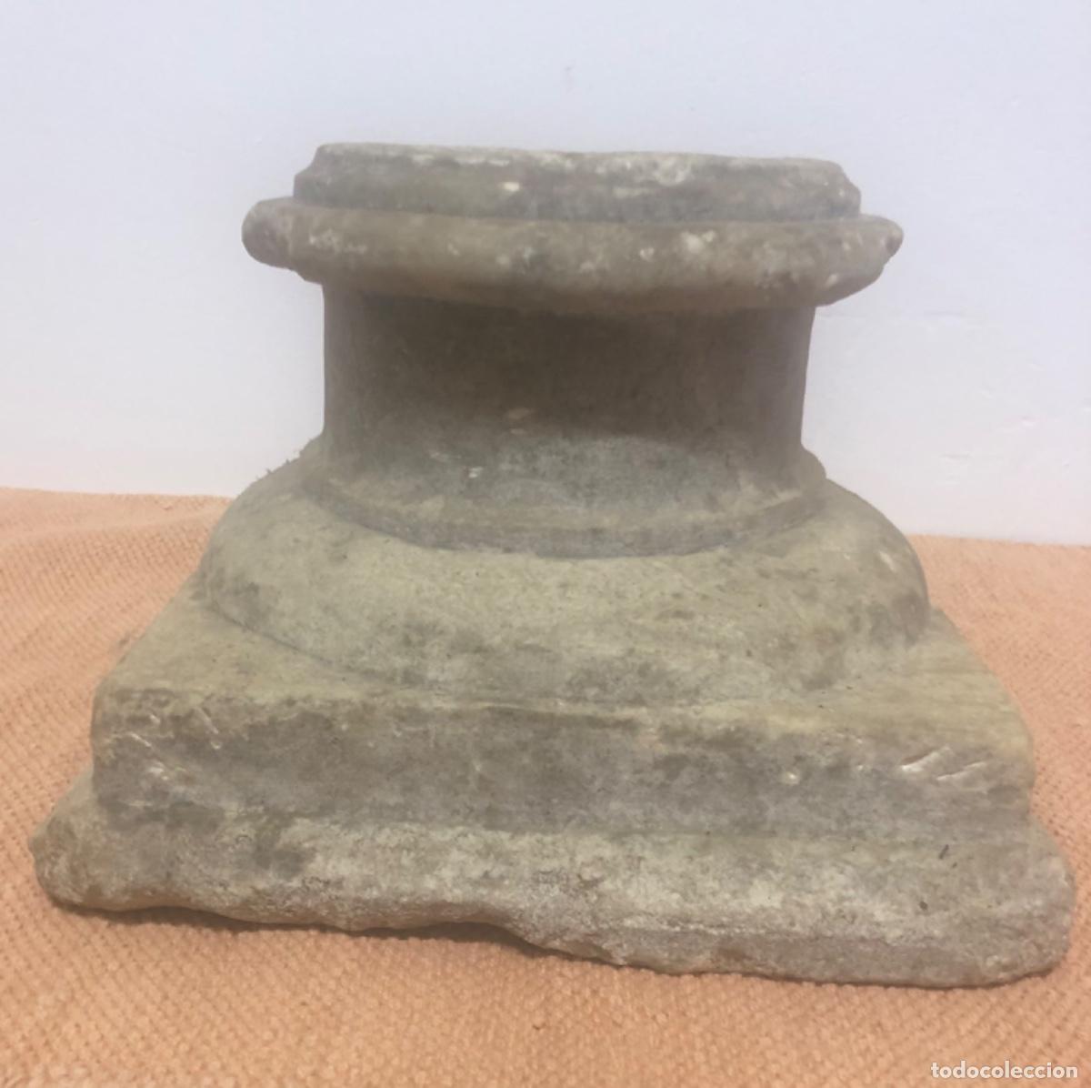 Antig&uuml;edades: Basa de columna Romana - Foto 1