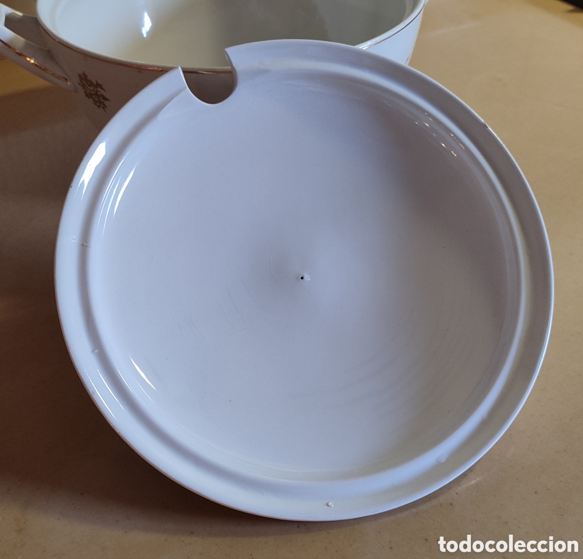 Antig&uuml;edades: Sopera de porcelana San Claudio - Foto 3