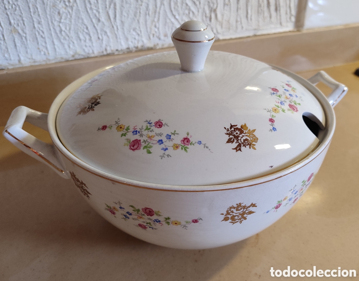 Antig&uuml;edades: Sopera de porcelana San Claudio - Foto 1