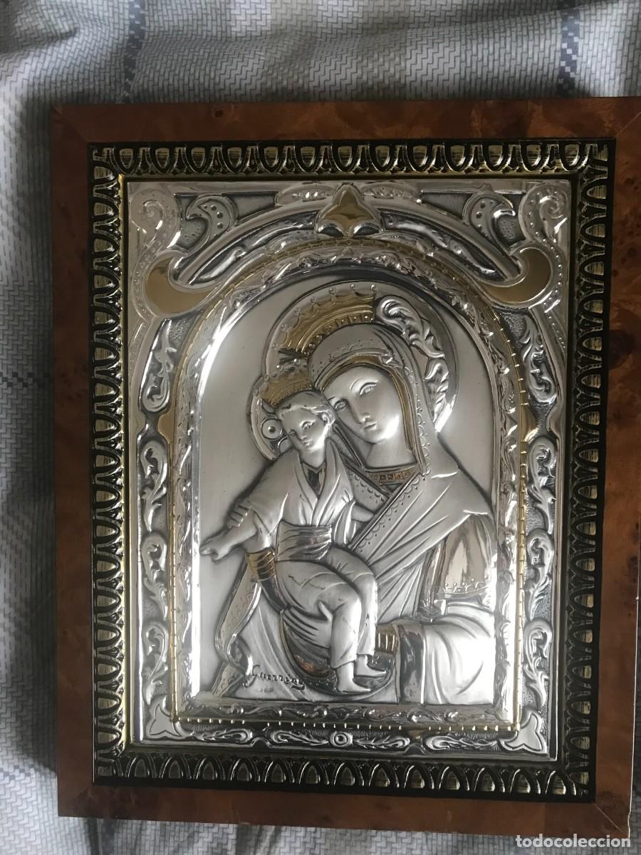 Antiguidades: Bajorelieve Virgen con el Ni&ntilde;o