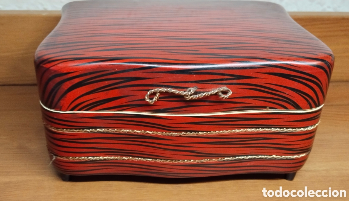 Oggetti Antichi: JOYERO CAJA DE M&Uacute;SICA EN MADERA LACADA. A&Ntilde;OS 50
