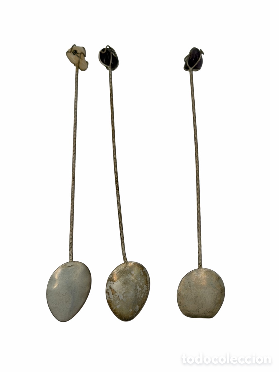 Antig&uuml;edades: Cucharas Plateadas con Piedras