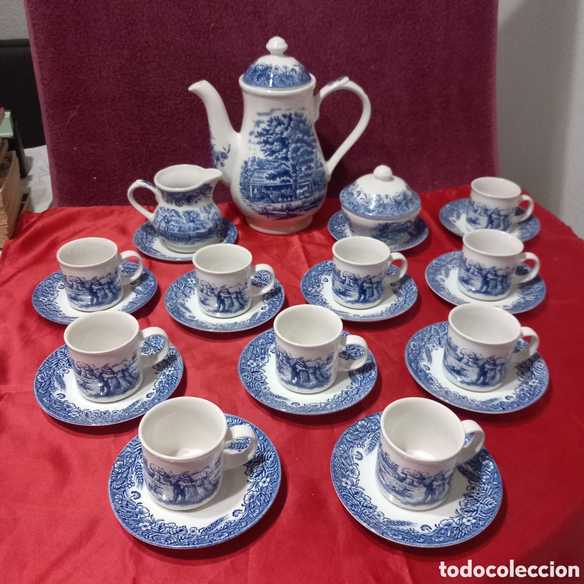 Antiques: JUEGO DE CAFE o T&Eacute; EN PORCELANA INGLESA CHURCHILL(EXCELENTE ESTADO)para 10 servicios