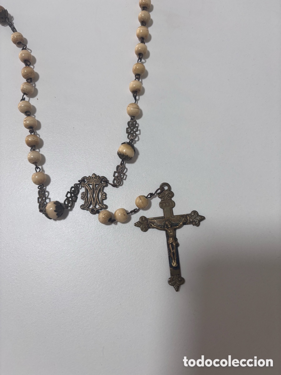 Antig&uuml;edades: Rosario de cuentas beige y plata - Foto 1